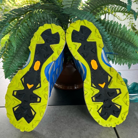 Scarpa Neutron men’s Trill Running Shoes.!! - Picture 5 of 7